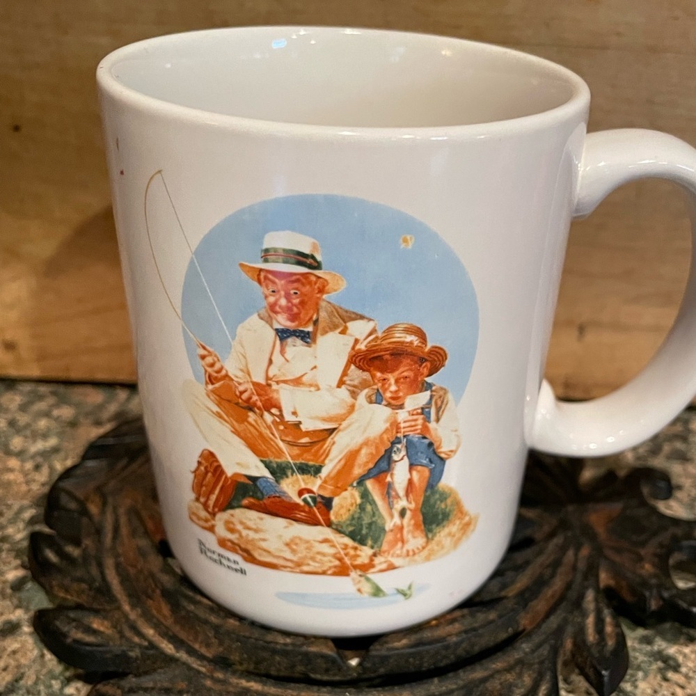 Vintage 1987 Norman Rockwell  Catching the Big one coffee mug